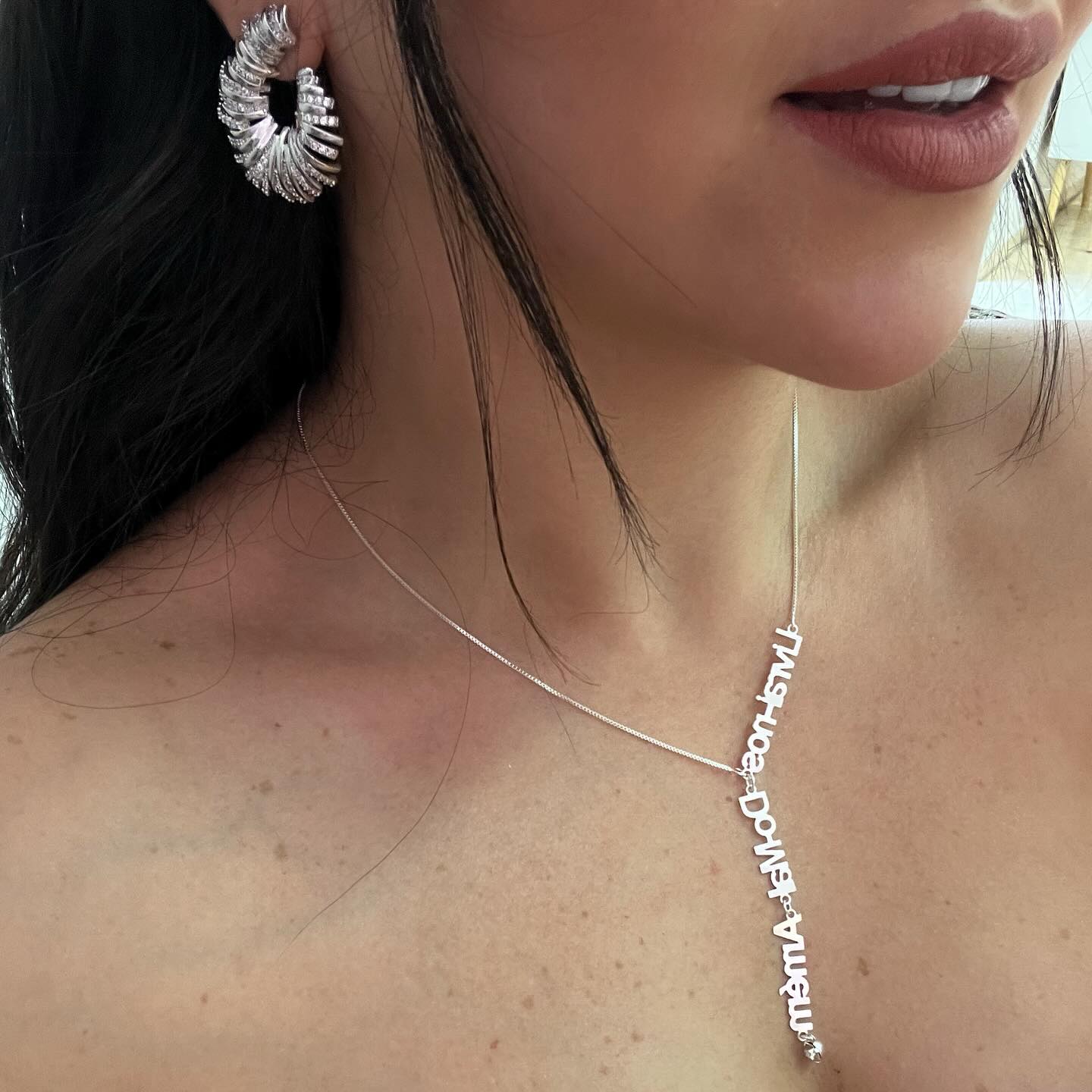 Colar elegante