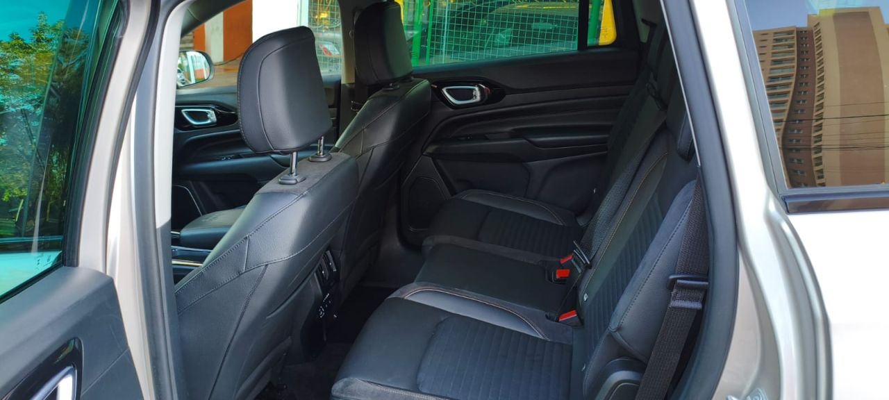 Miniatura 8 de Jeep Commander